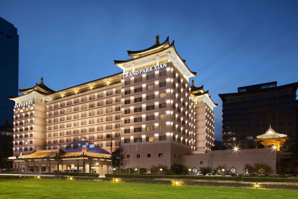 Фото отеля 1