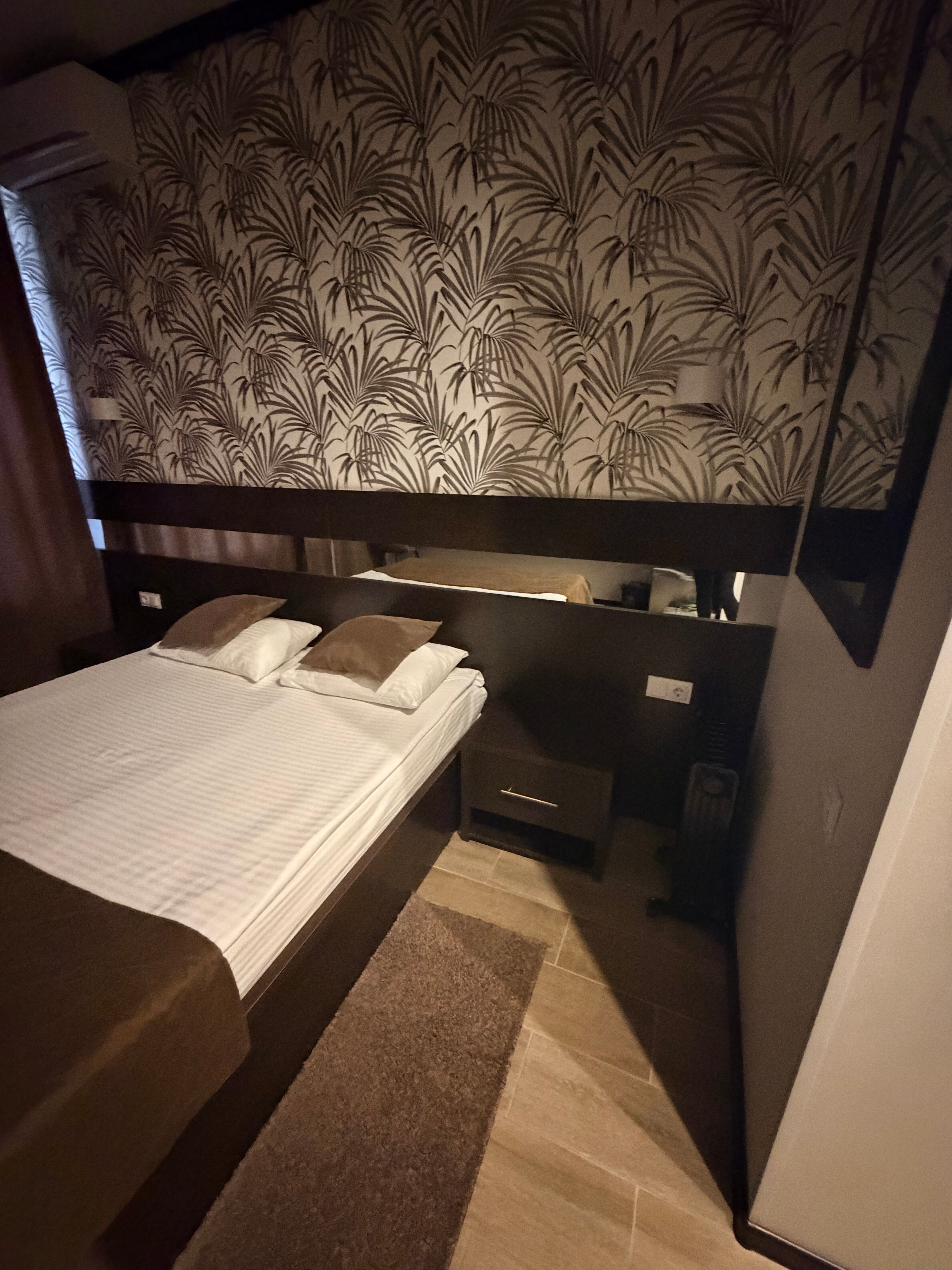 Фото Holiday Hotel