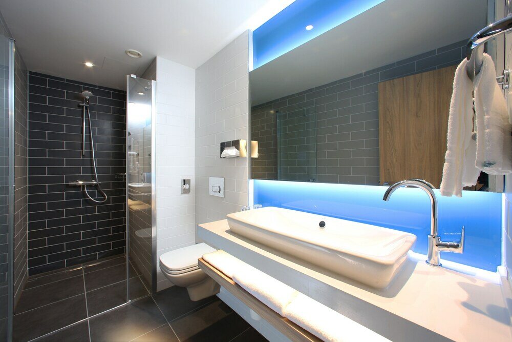 Фото Holiday Inn Express Ljubljana