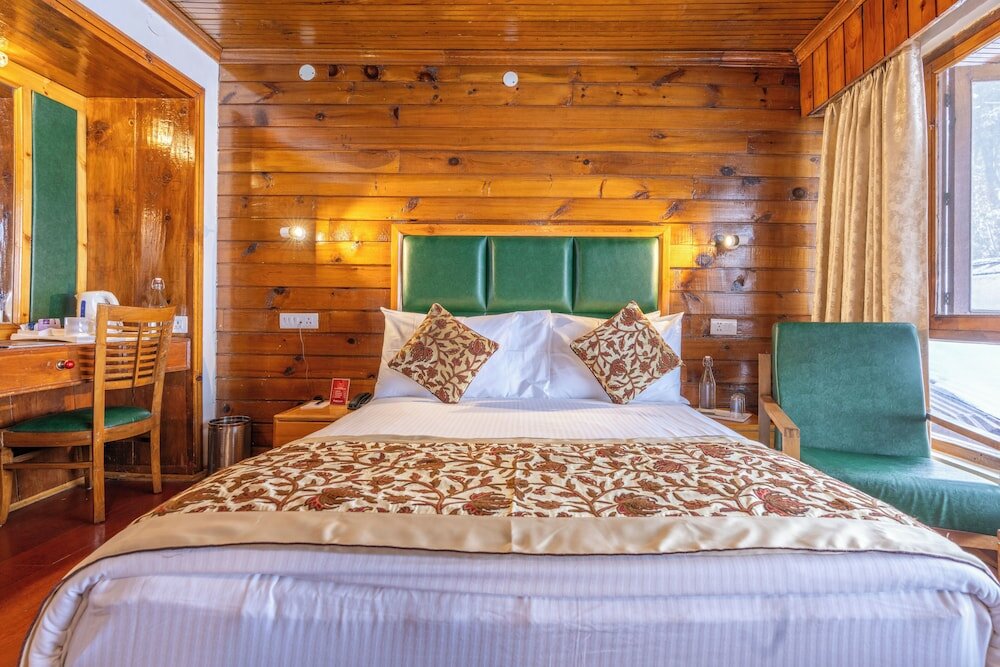 Фото Hotel Heevan Pahalgam