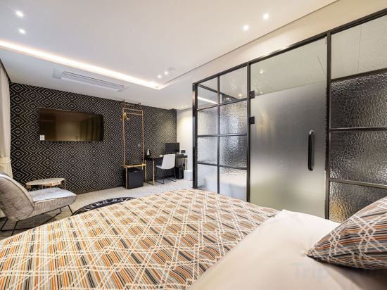 Фото Jongno Olive