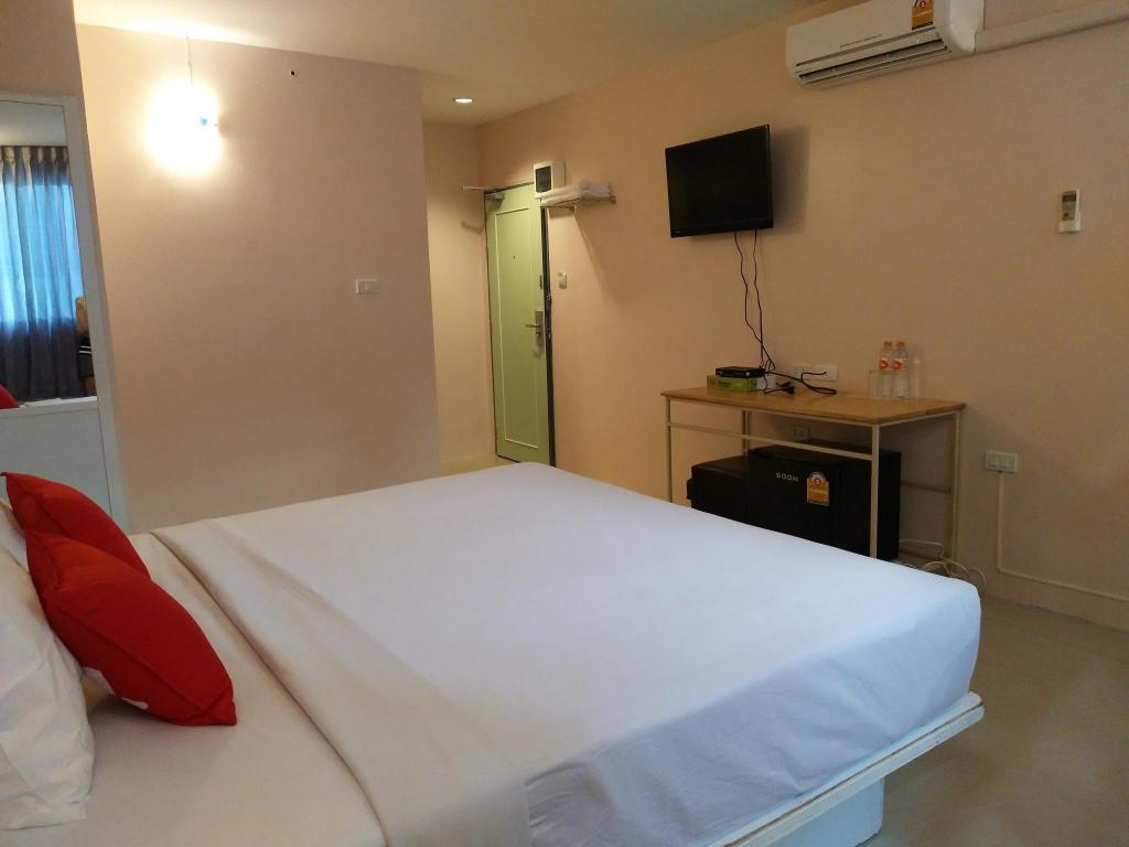 Фото Bird Room Hotel - Pratunam