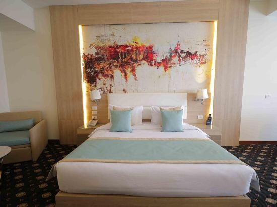 Фото Tolip Gardens Hotel