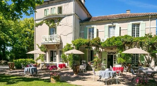 Гостиница Hotel L'Hermitage в Карпантре