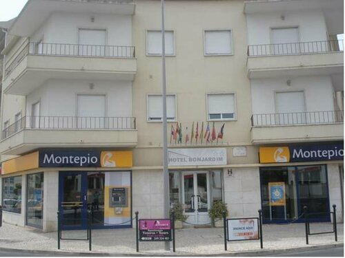 Гостиница Hotel Bonjardim в Округе Сантарен