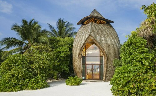 Внешний вид отеля The St. Regis Maldives Vommuli Resort в Ресорте Сент-Реджисе Воммули, Мальдивах, фото 4