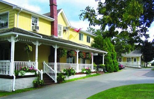 Гостиница Shining Waters Country Inn в Провинции Остров Принца Эдуарда