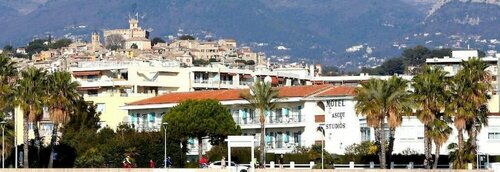 Гостиница Motel Ascot Studios в Кань-сюре-Мер
