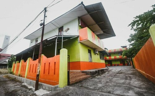 Гостиница RedDoorz @ Malalayang Manado в Манадо
