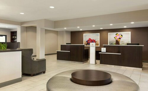 Гостиница Doubletree by Hilton Detroit - Novi в Трое