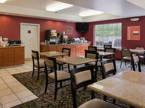 Гостиница Comfort Suites Texarkana Texas в Тексаркане