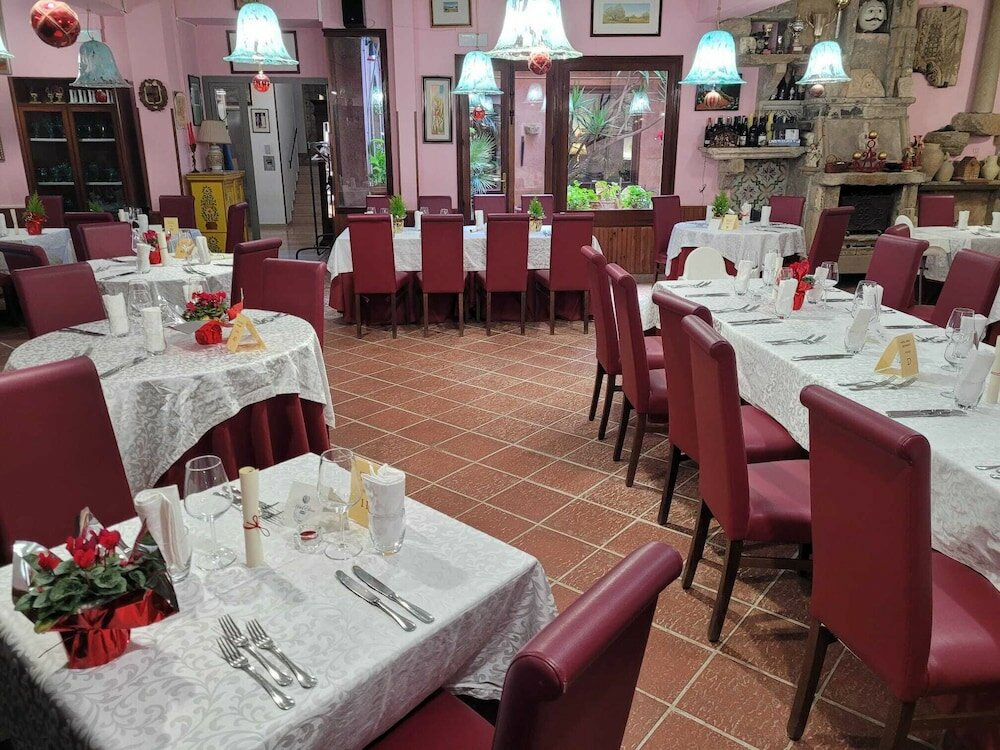 Фото Hotel Elimo