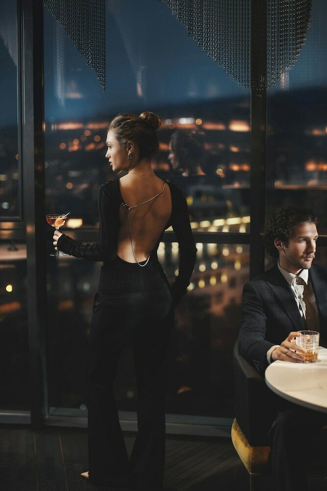 Фото Paragraph Freedom Square, a Luxury Collection Hotel