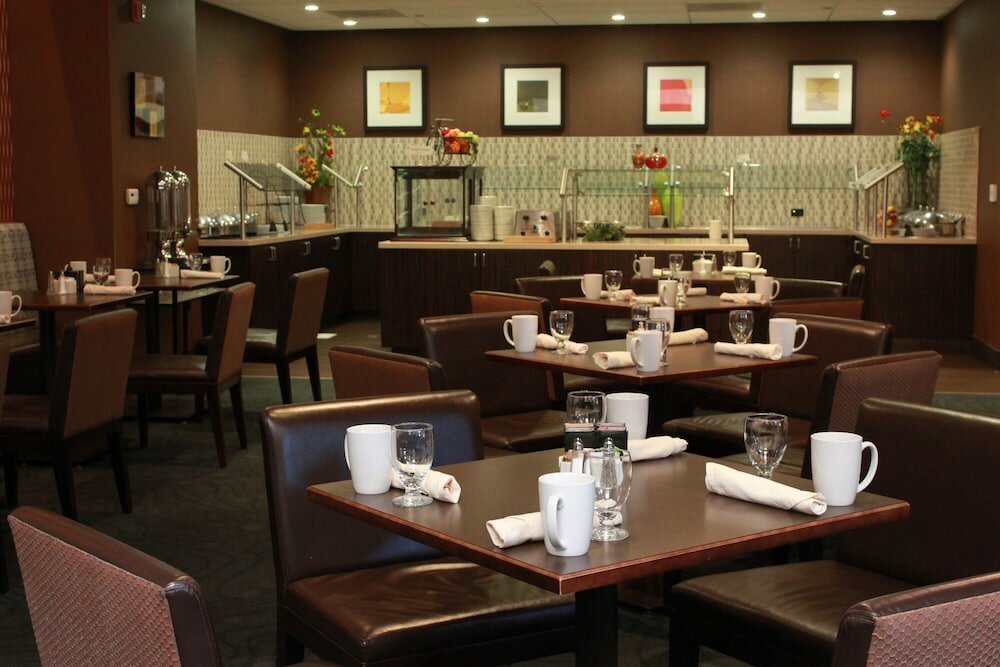 Фото Ontario Airport Hotel & Conference Center