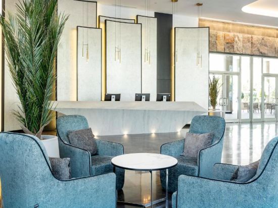 Фото Hotel Ilunion Alcalá Norte