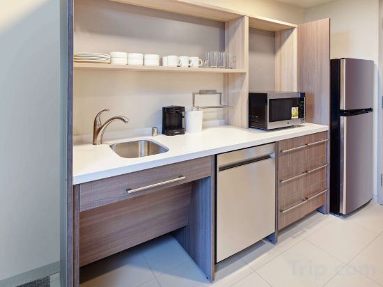 Фото Home2 Suites by Hilton Alameda Oakland Airport