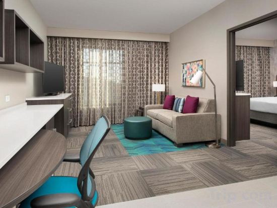 Фото Home2 Suites by Hilton Denver Northfield