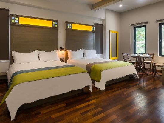 Фото Treasures Hotel and Suites