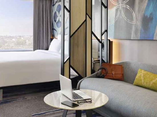Фото Novotel Suites Yogyakarta Malioboro