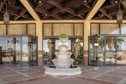 Гостиница Danat Al Ain Resort в Аль-Айне
