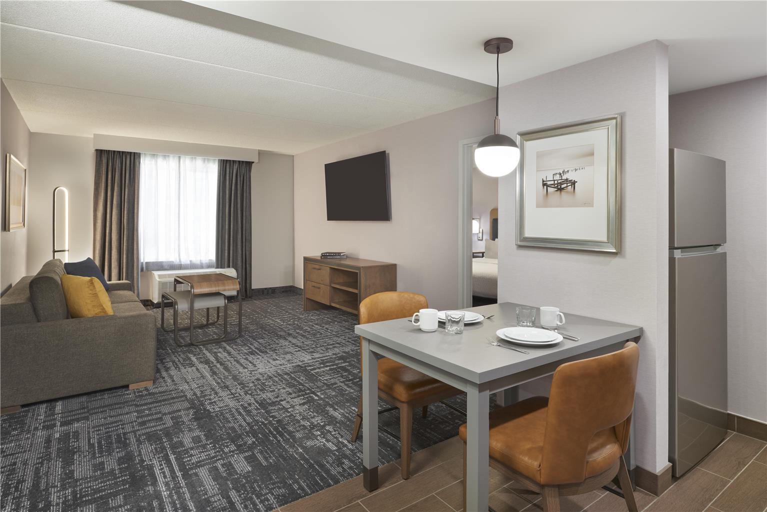 Фото Homewood Suites by Hilton Toronto Vaughan