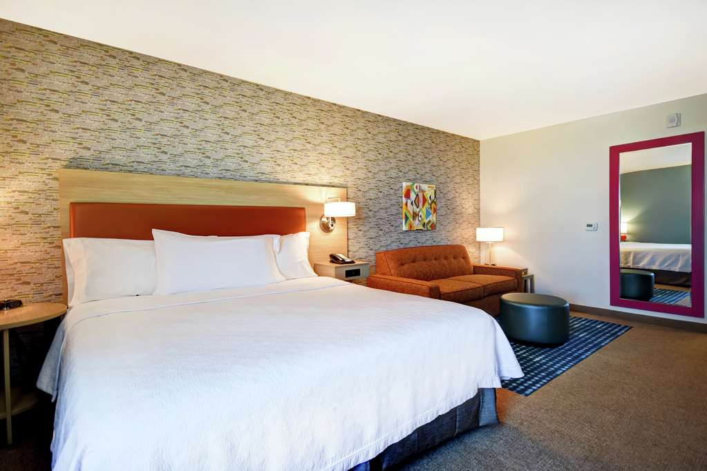 Фото Home2 Suites by Hilton Victorville