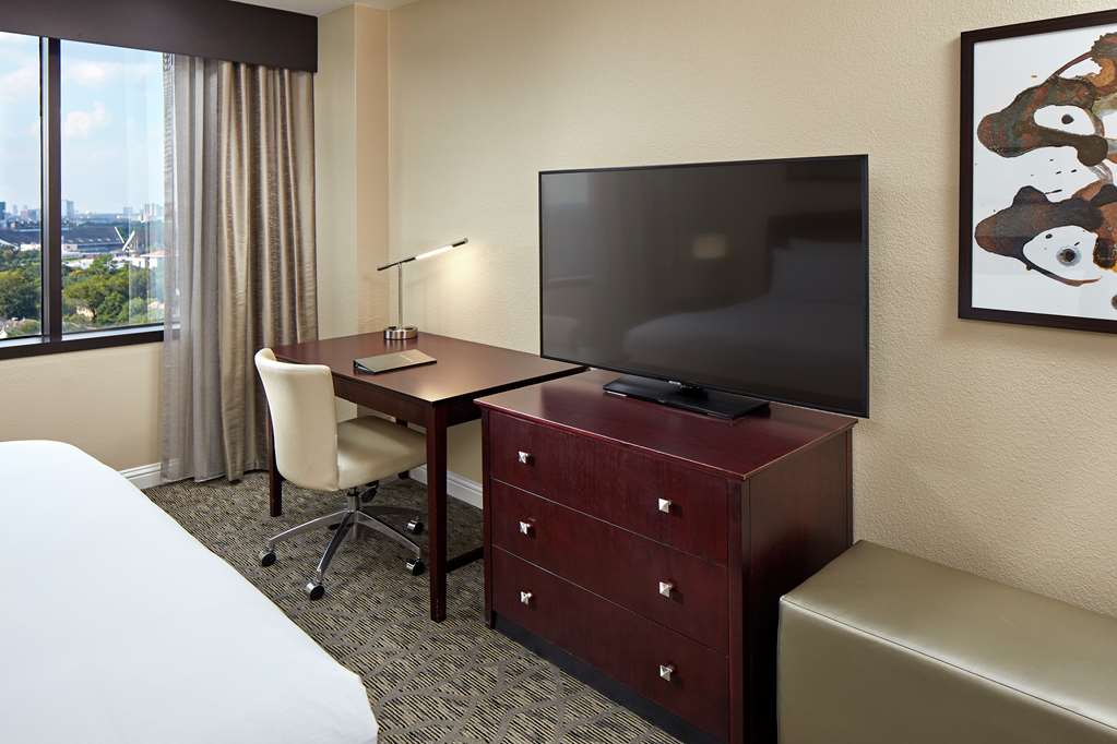 Фото Hilton Houston Plaza/Medical Center