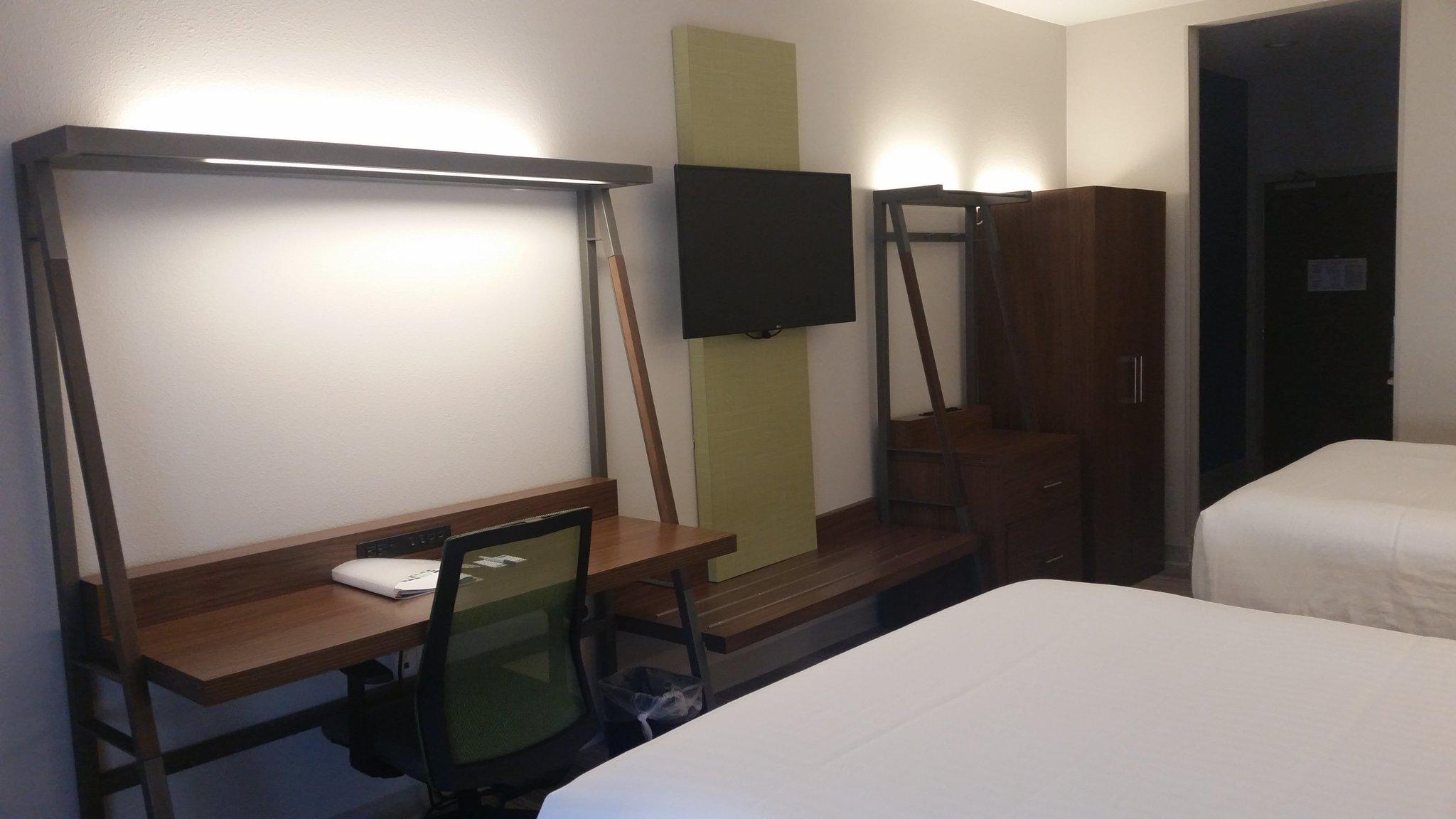 Фото Holiday Inn Express Slidell