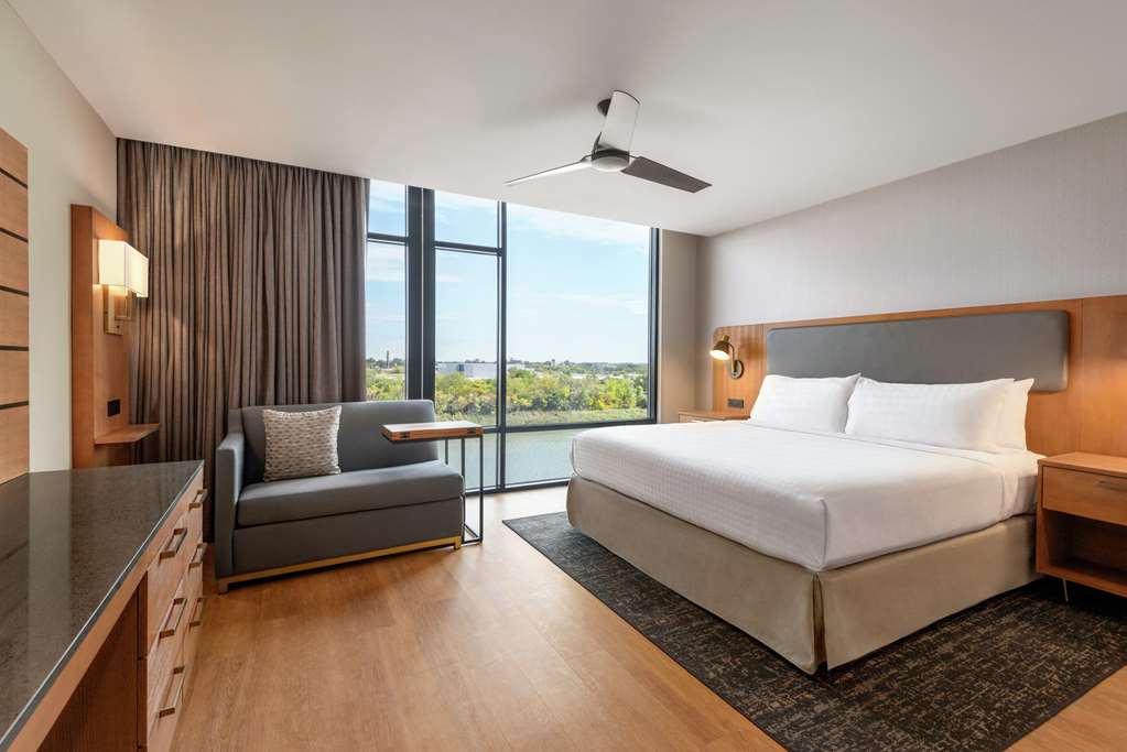 Фото Homewood Suites by Hilton Wilmington Downtown