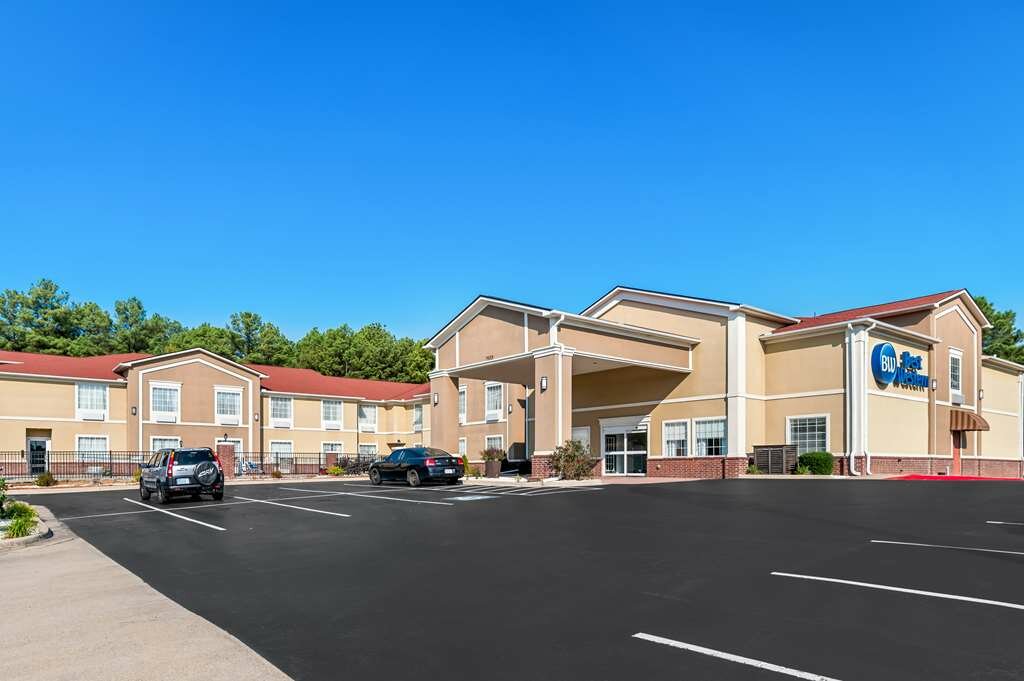 Фото Best Western Sherwood Inn & Suites