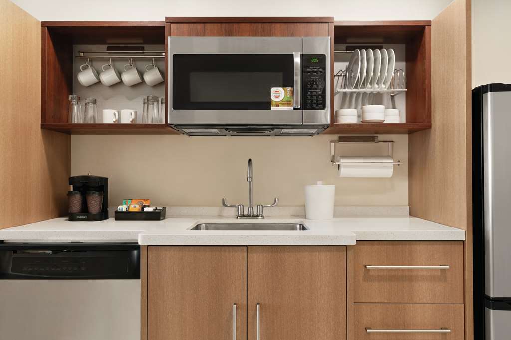 Фото Home2 Suites by Hilton Lancaster