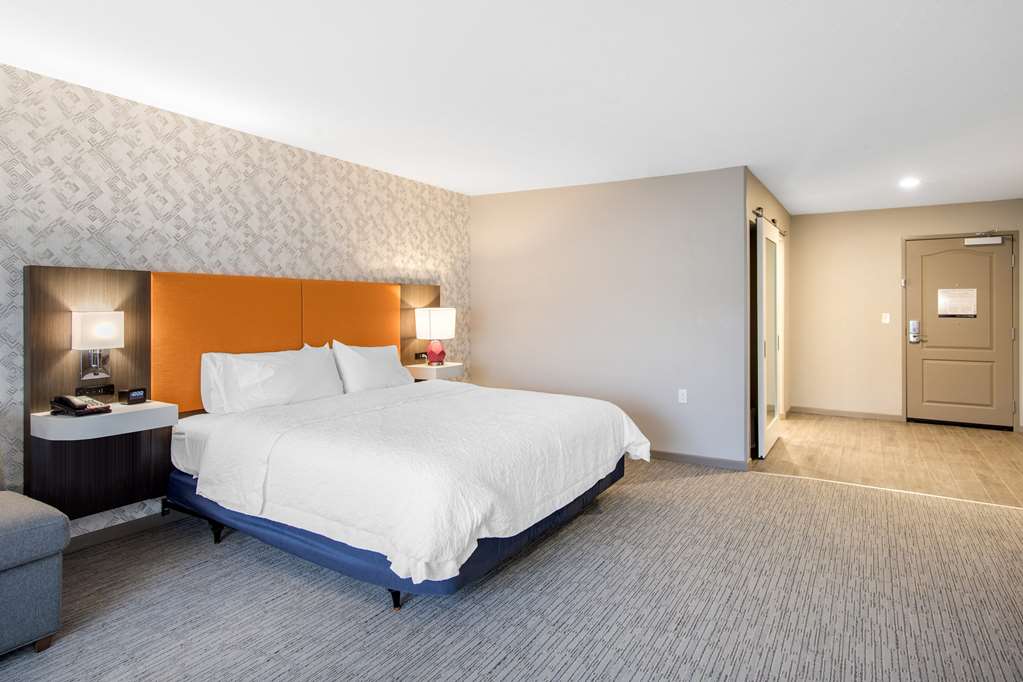 Фото Hampton Inn & Suites Ruidoso Downs