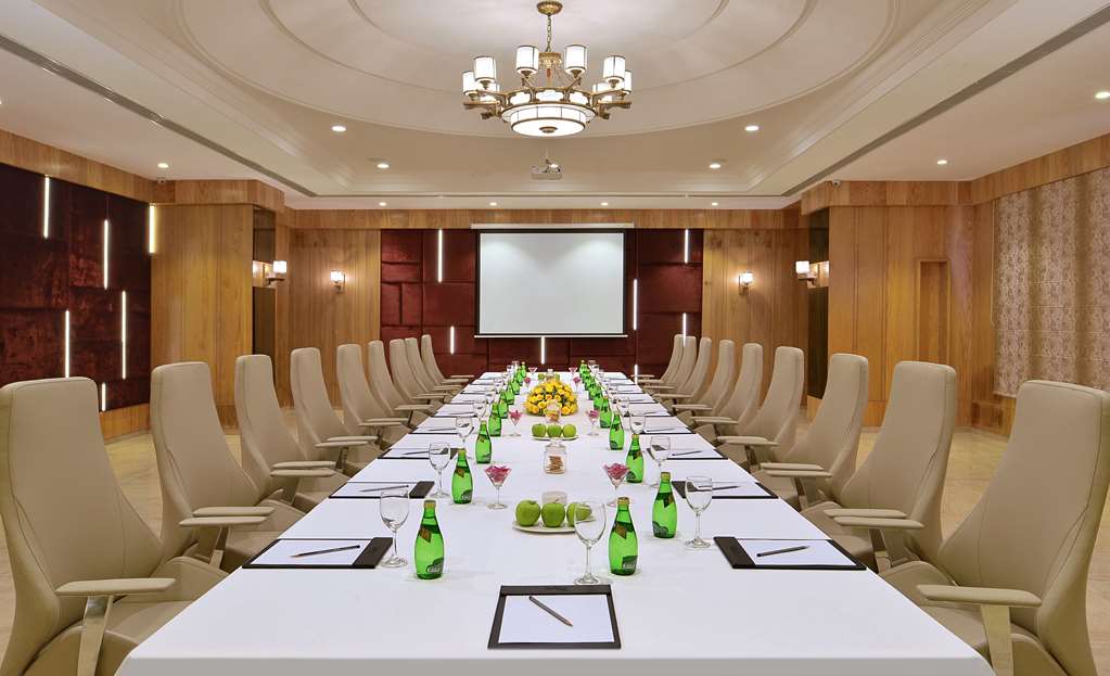 Фото Radisson Chandigarh Zirakpur