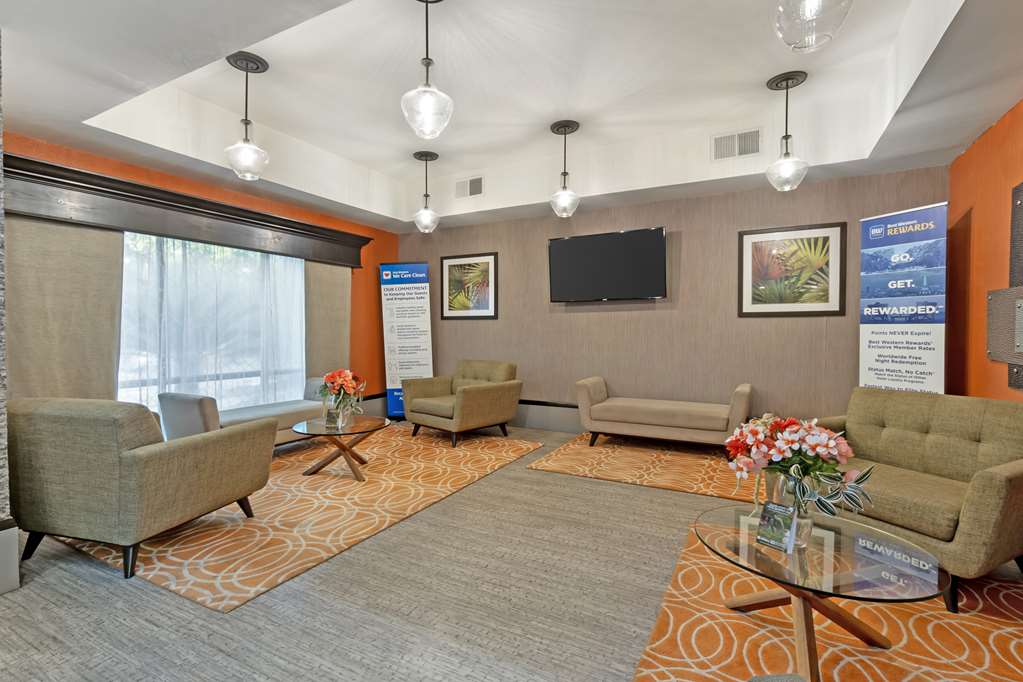 Фото Best Western Magnolia Inn and Suites