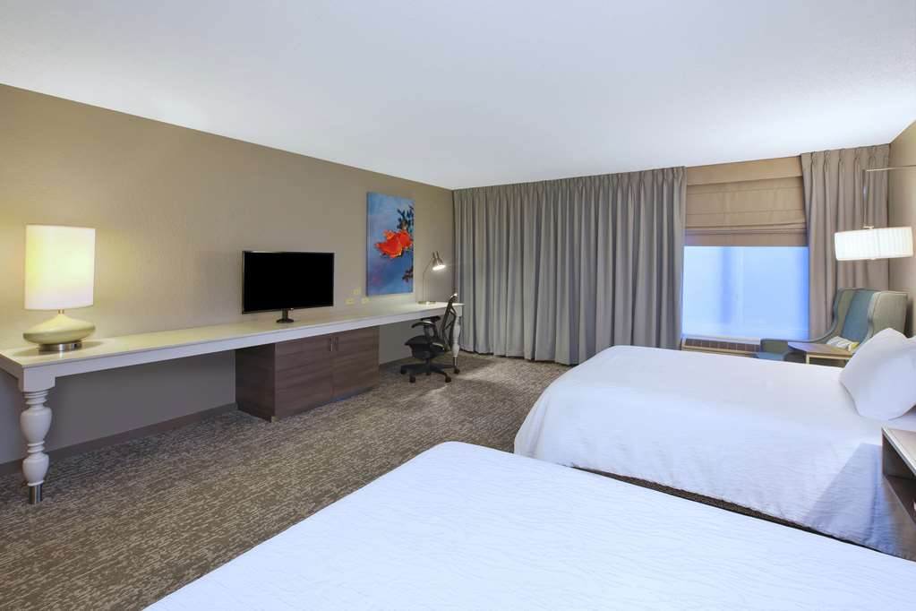 Фото Hilton Garden Inn Chesterton