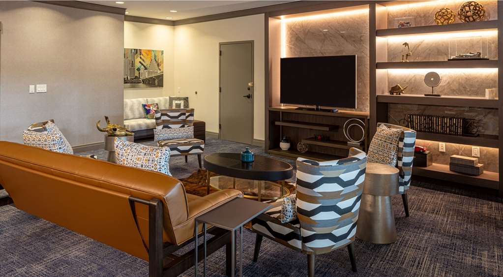 Фото Отель Hilton Austin Airport
