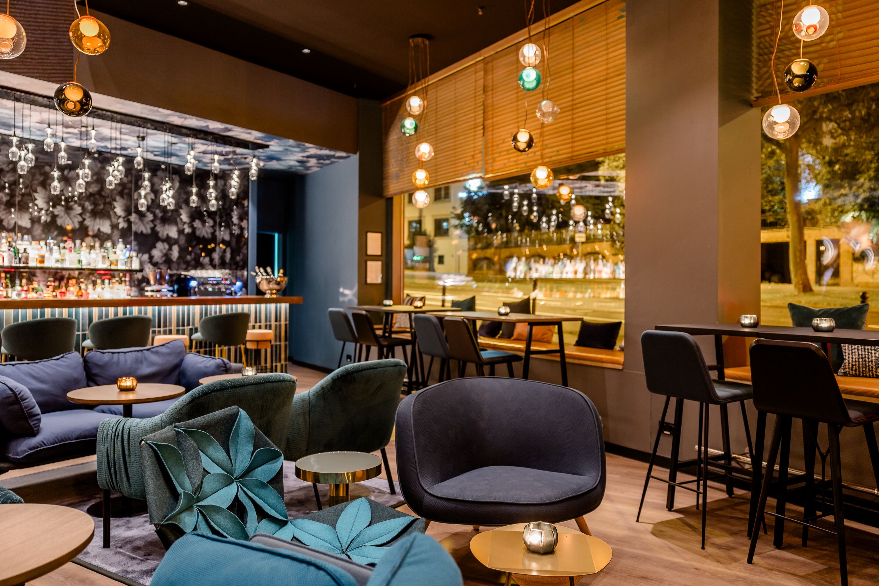 Фото Motel One Wiesbaden