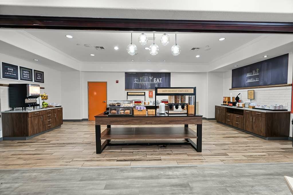 Фото Hampton Inn Seguin