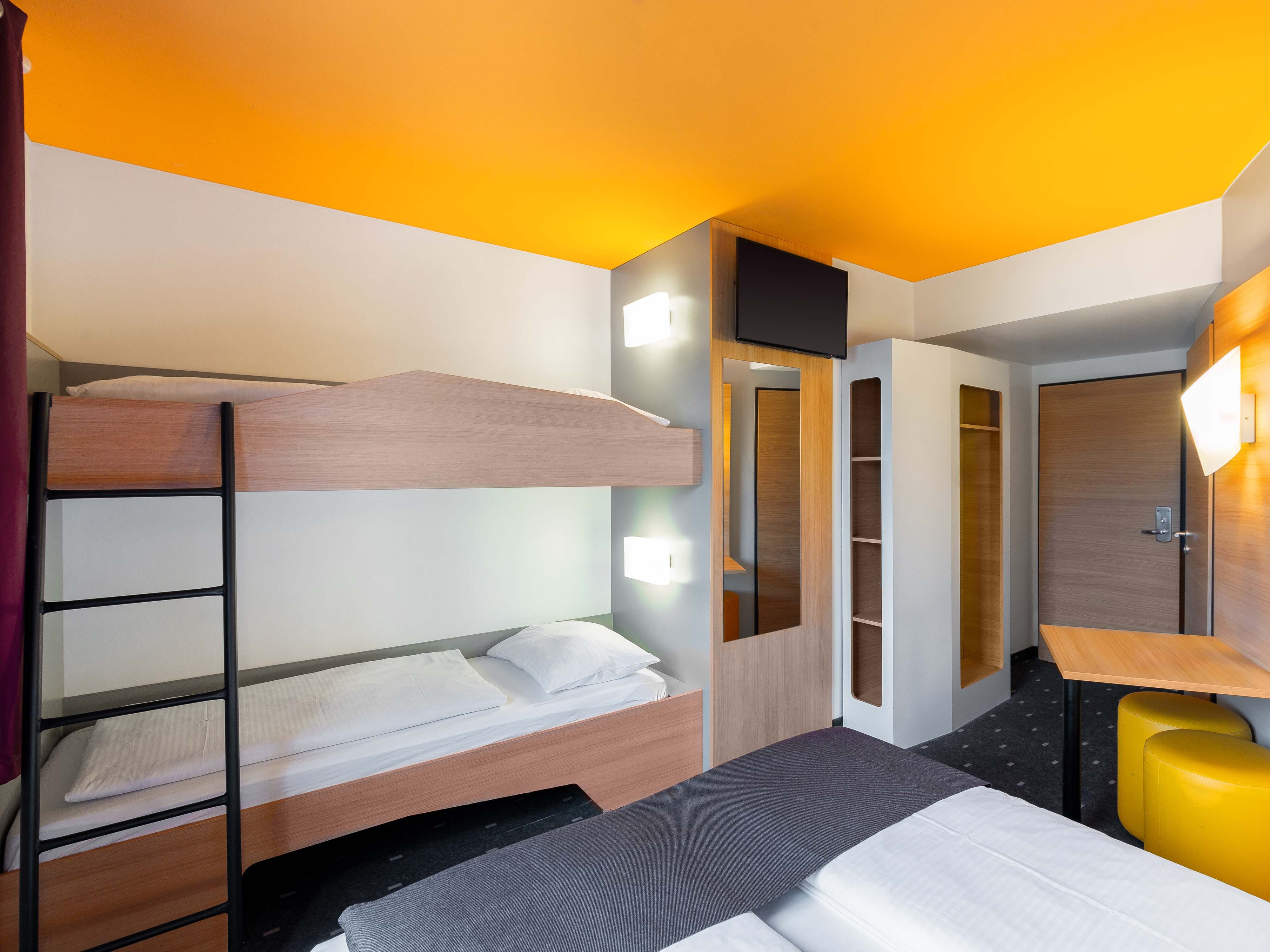 Фото B&b Hotel Düsseldorf-City