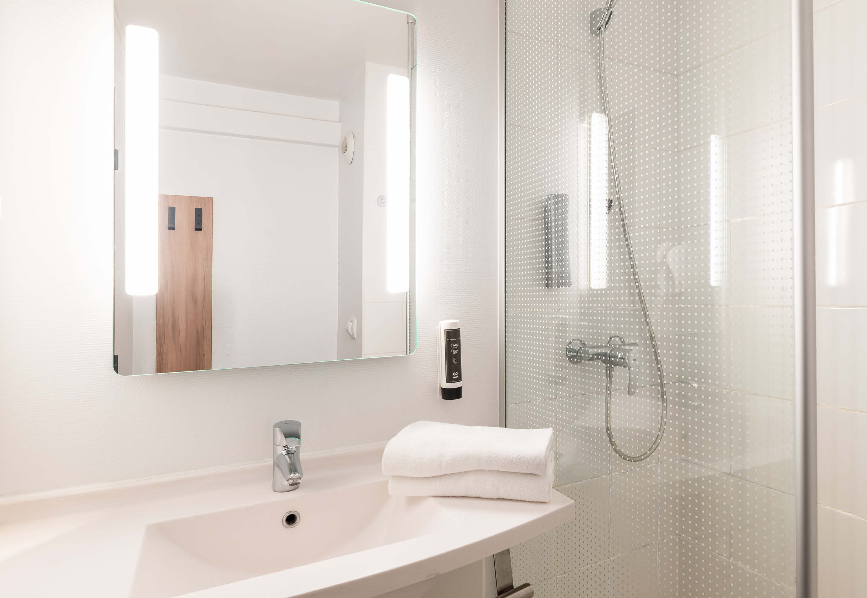 Фото B&b Hotel Lyon Eurexpo Bron