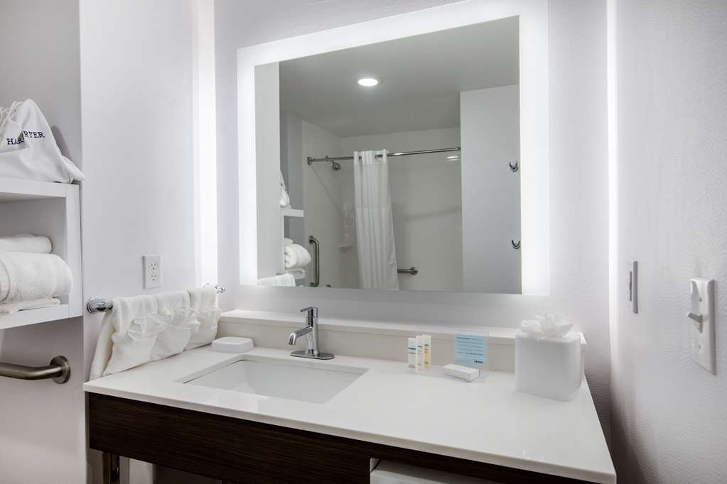 Фото Hampton Inn & Suites Ruidoso Downs