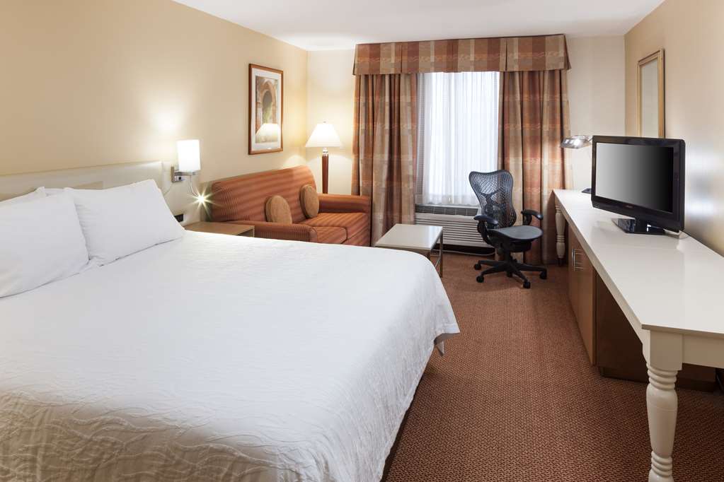 Фото Hilton Garden Inn McAllen Airport