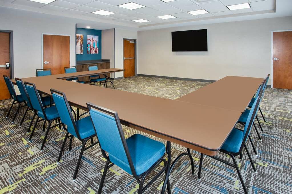 Фото Hampton Inn & Suites – Cape Coral/Fort Myers Area, Fl
