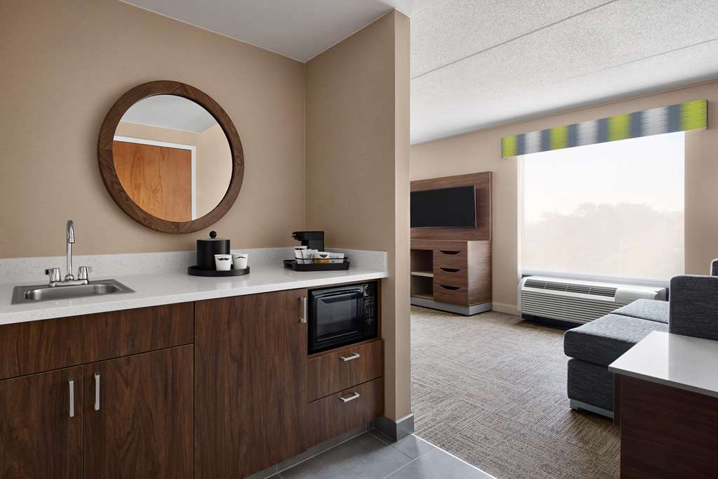 Фото Hampton Inn & Suites West Haven