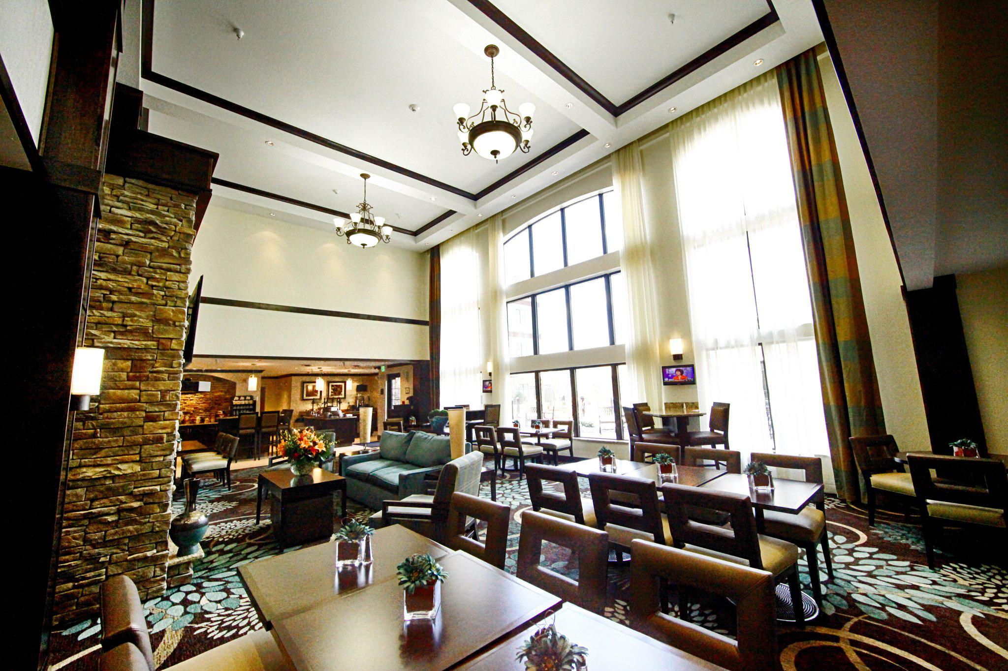 Фото Staybridge Suites Minot, an Ihg Hotel