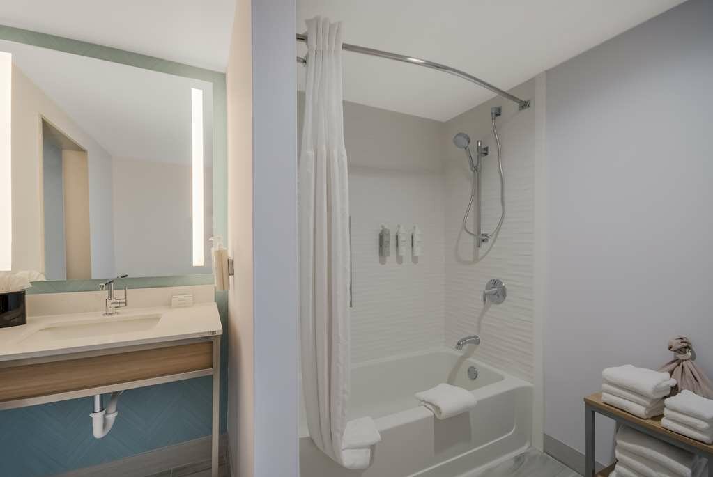 Фото Hilton Garden Inn Oklahoma City Midtown