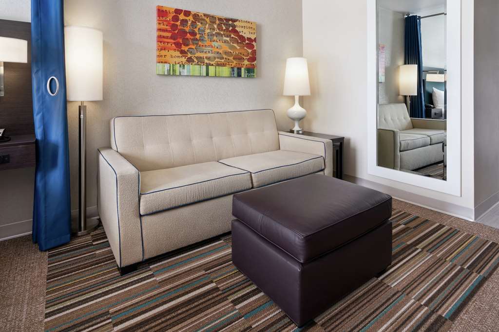 Фото Home2 Suites by Hilton Anchorage Midtown