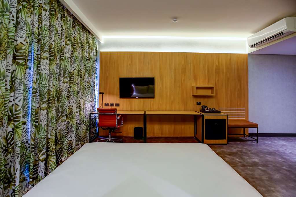 Фото Hilton Garden Inn Rebouças