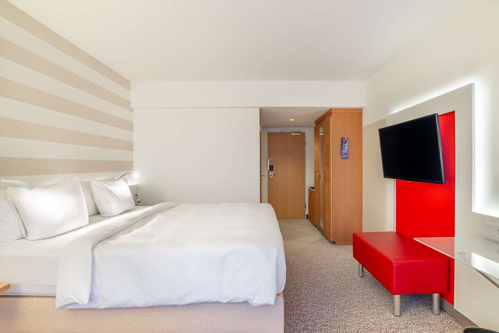 Фото Radisson Blu Hotel, Karlsruhe