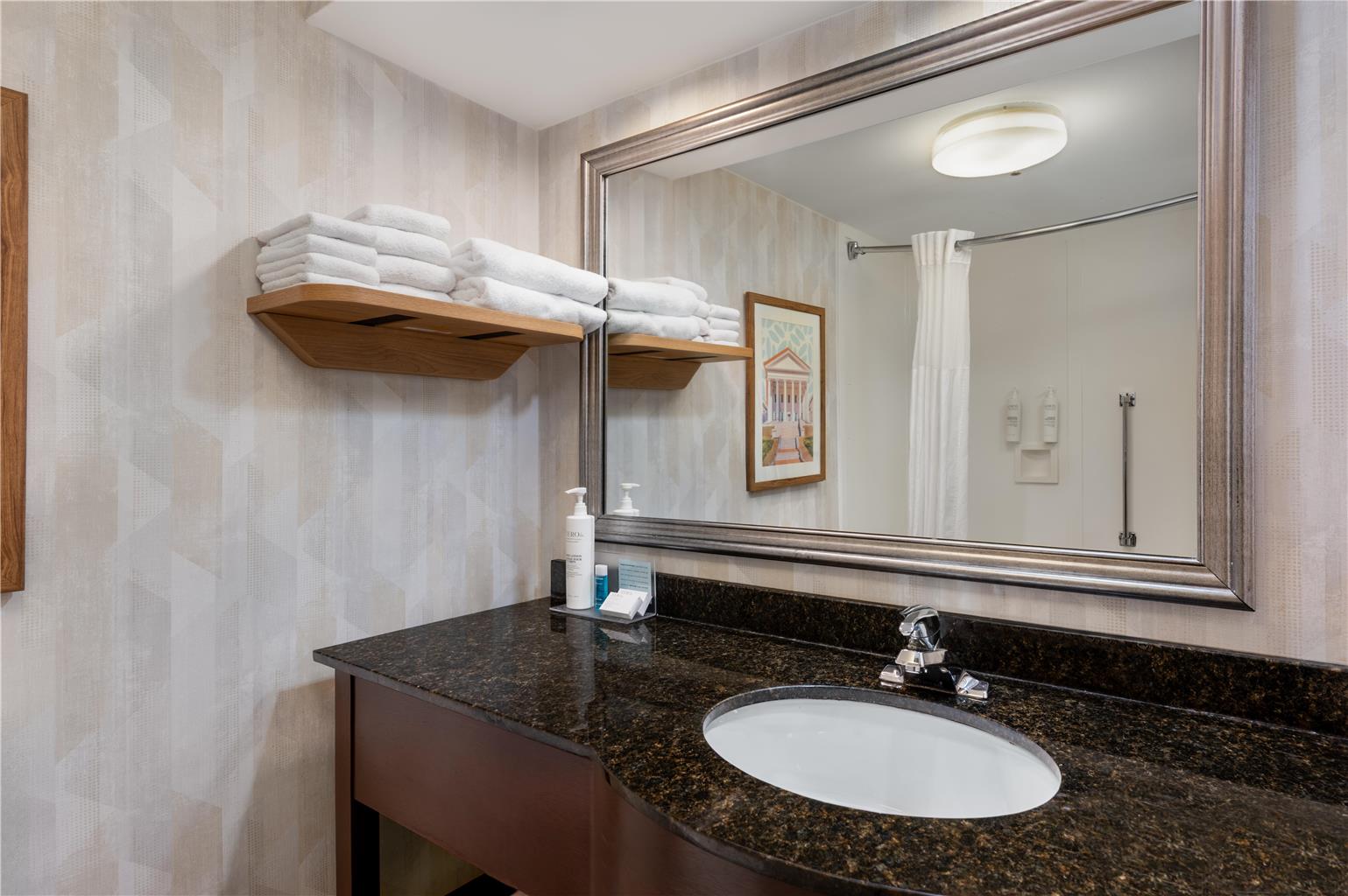 Фото Hampton Inn South Hill